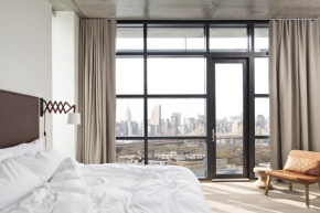 Boro Hotel, Queens